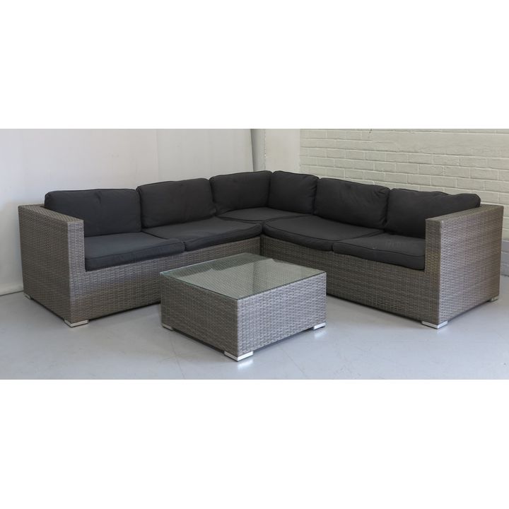 ALL WEATHER PATIO SUITE