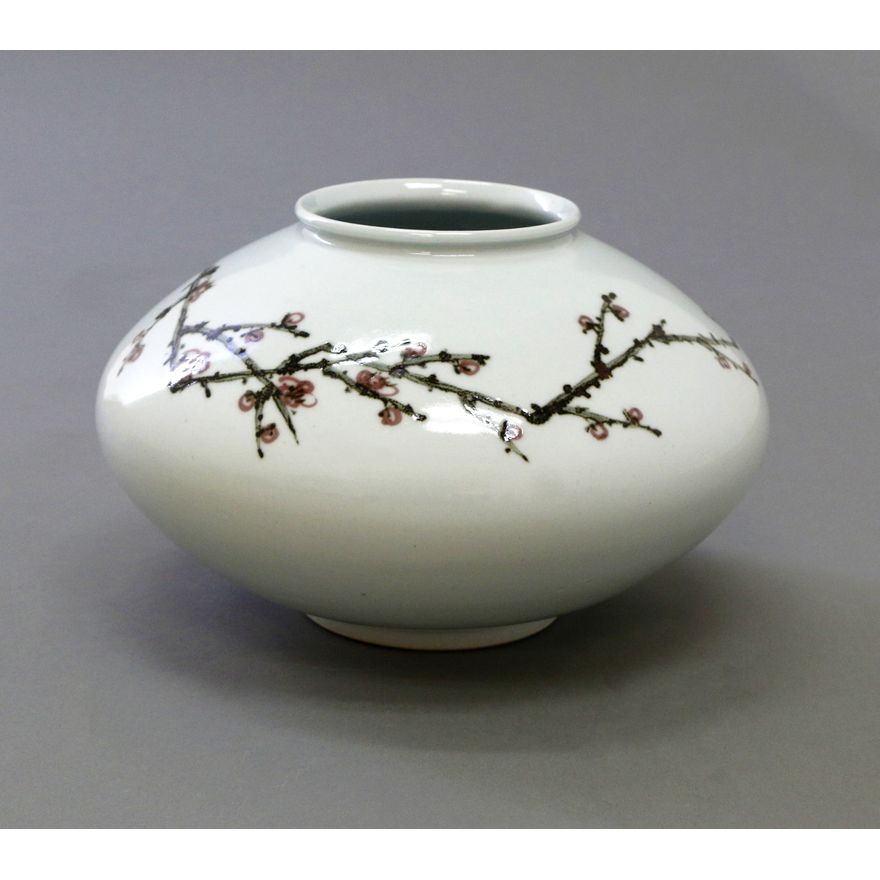 Contemporary Korean Studio Pottery, Large squat vase attributed to Shin Sang-Ho