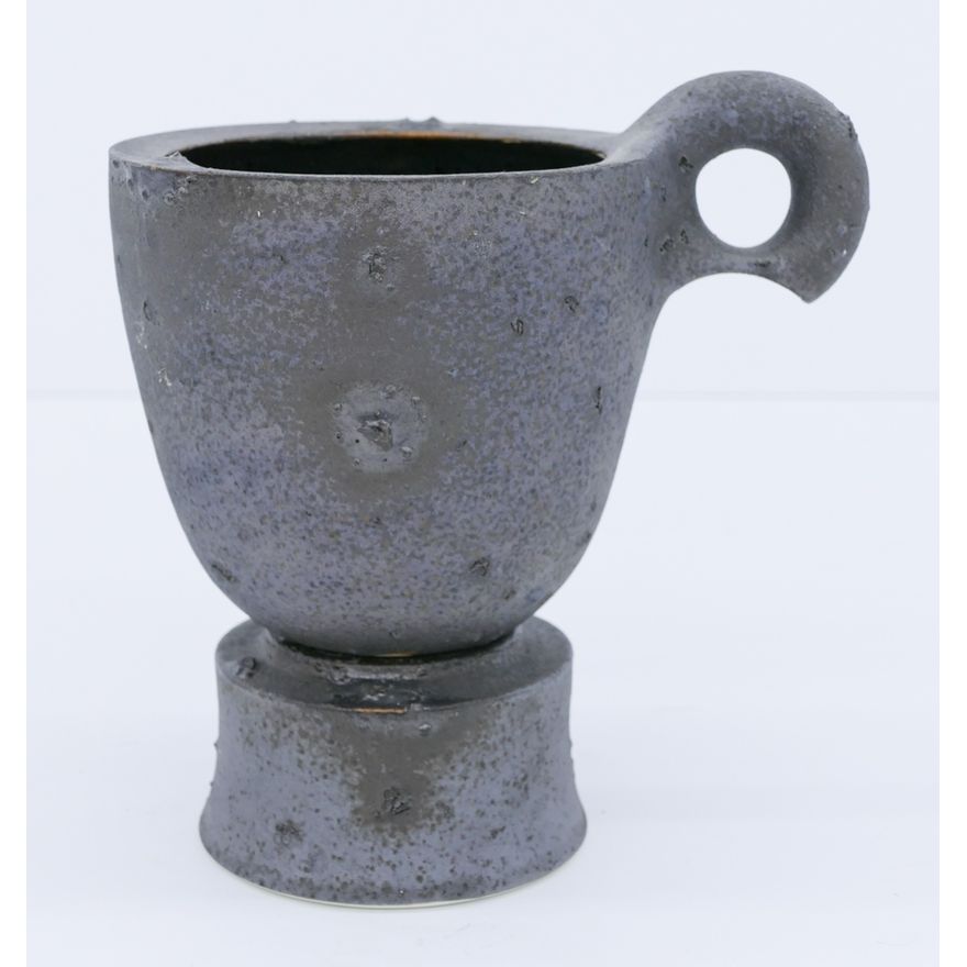 Anne Hirondelle ''Cupido'' (Mug on Stand)