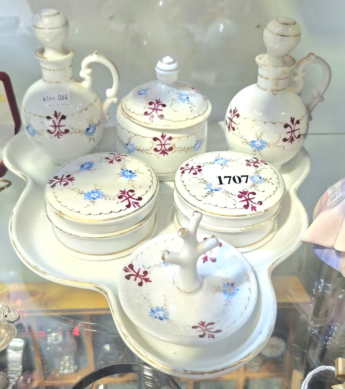 VICTORIAN LADIES DRESSING TABLE SET