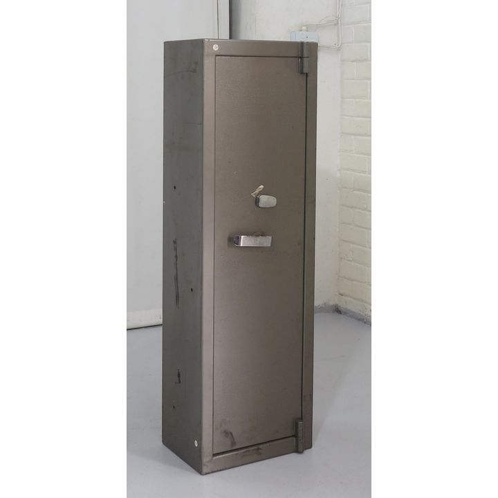 RIFLE SAFE with key