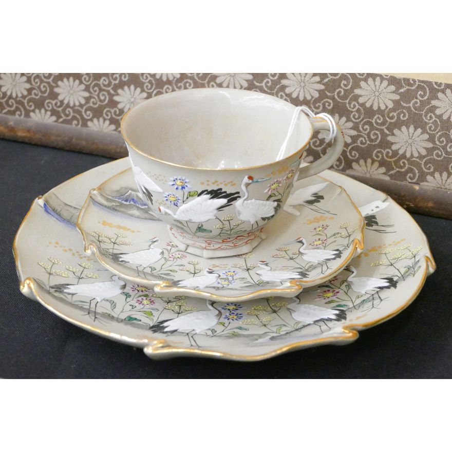 3pc Old Japanese Set Crane Ruffled Edge Cup Saucer Plate Set 3'' to 8''