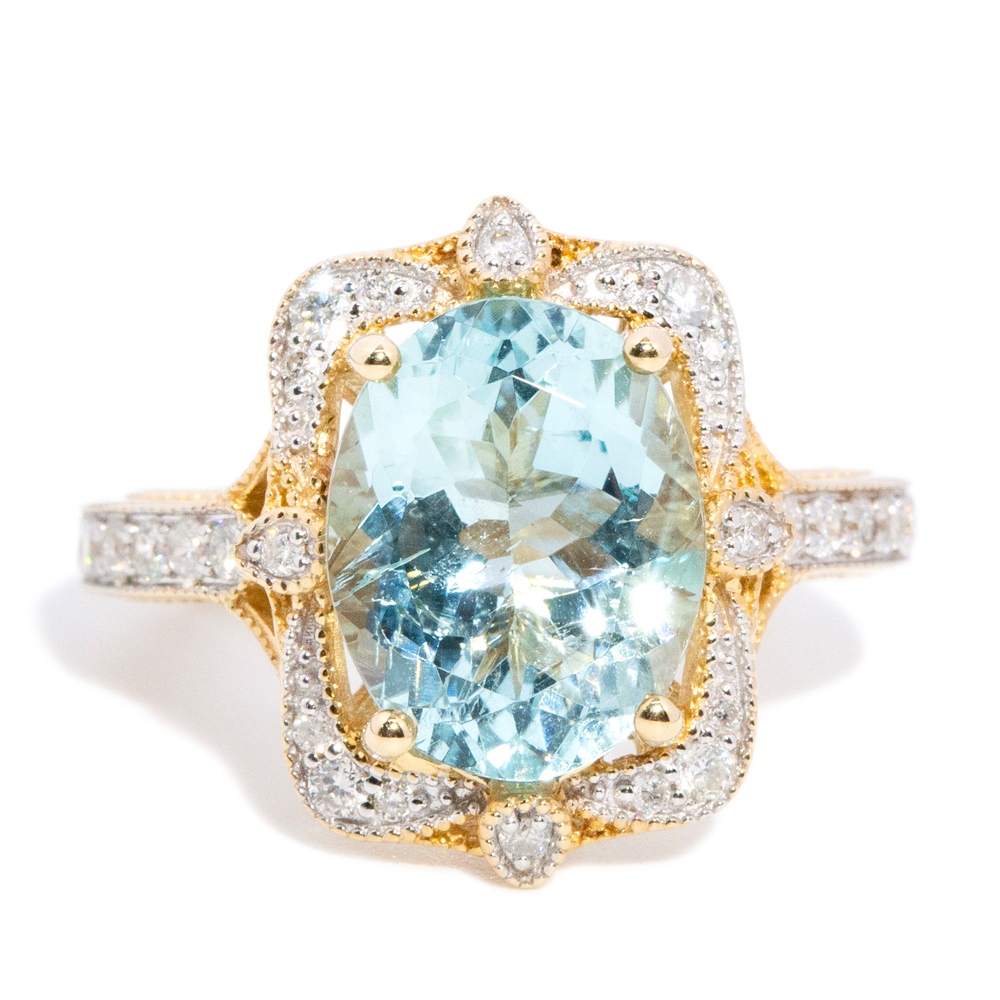 67 · 4.00 Carat Aquamarine & Diamond Ring in 14ct Gold
