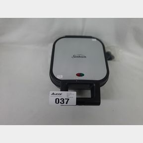 SUNBEAM 4 PIECE PIE MAKER. MODEL NUMBER SPM-400 - SUNBEAM 4 PIECE PIE MAKER .