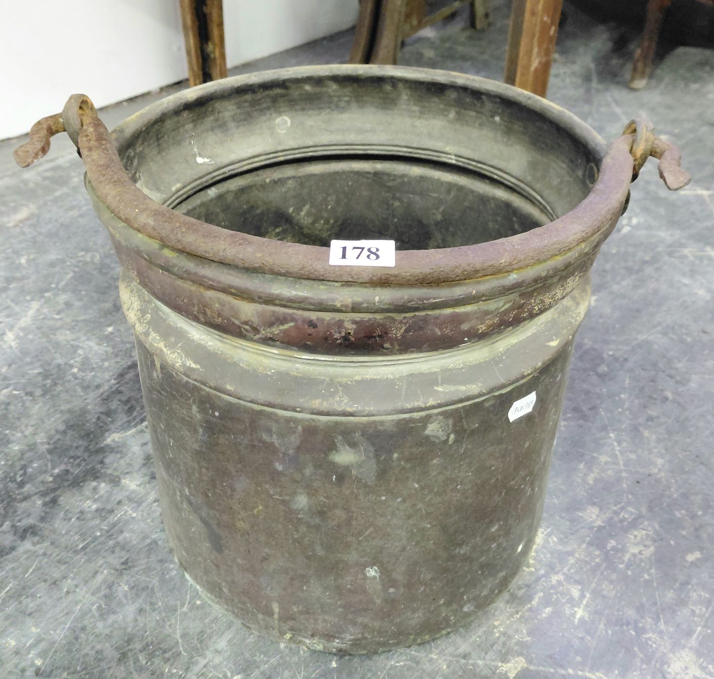 178 · VINTAGE METAL BUCKET