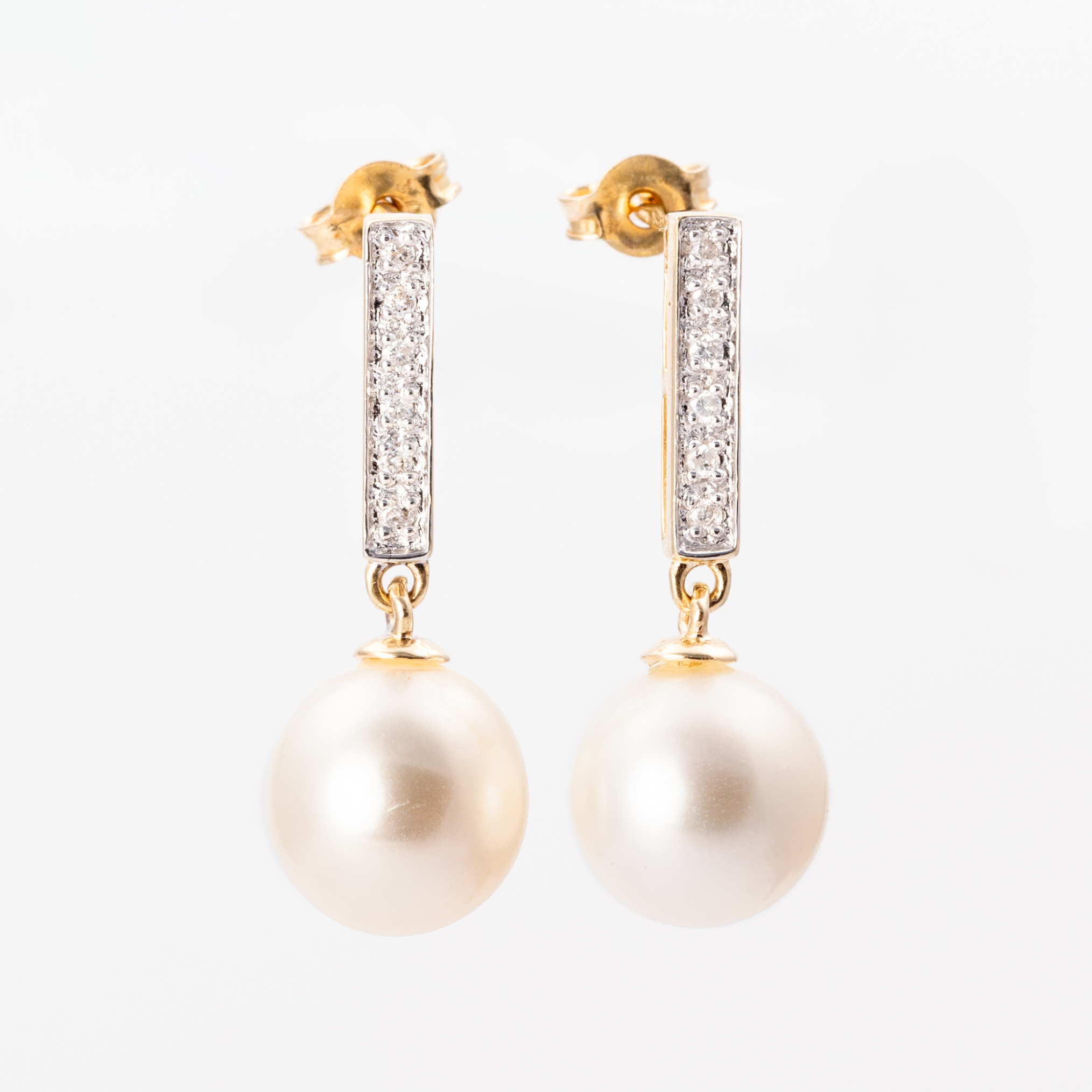 11 · Pearl & Diamond Drop Earrings 914ct Gold