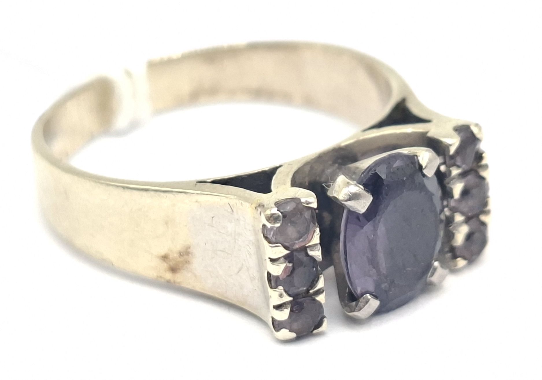 9ct Antique Amethyst Dress Ring