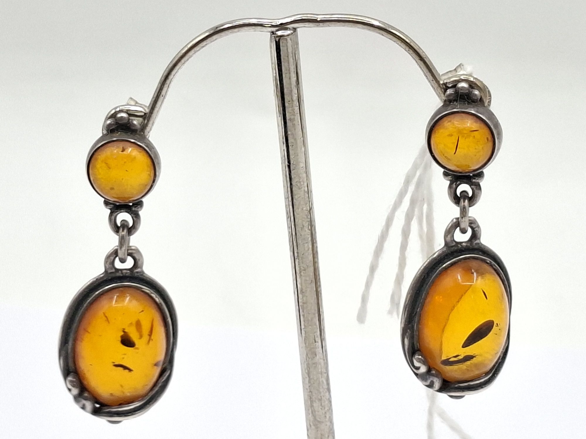 1075 · STERLING SILVER AMBER EARRINGS