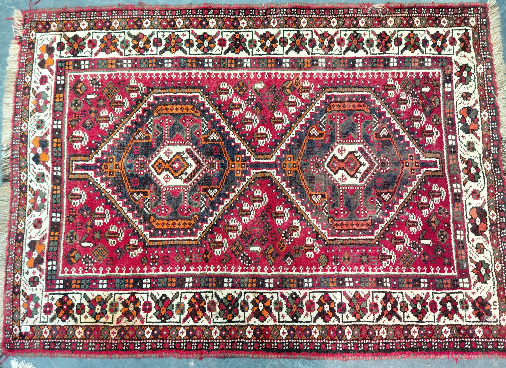 611 · PERSIAN RUG