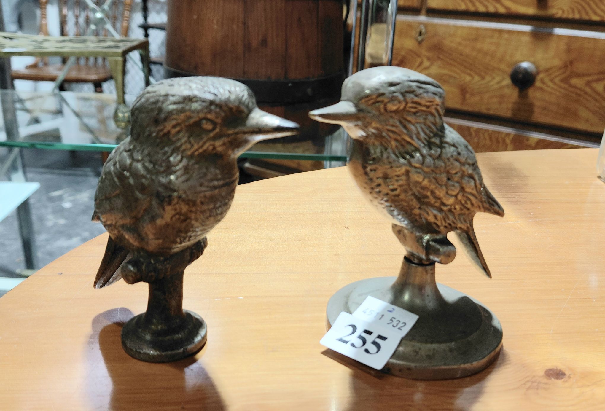 255 · 2 KOOKABURRA FIGURES