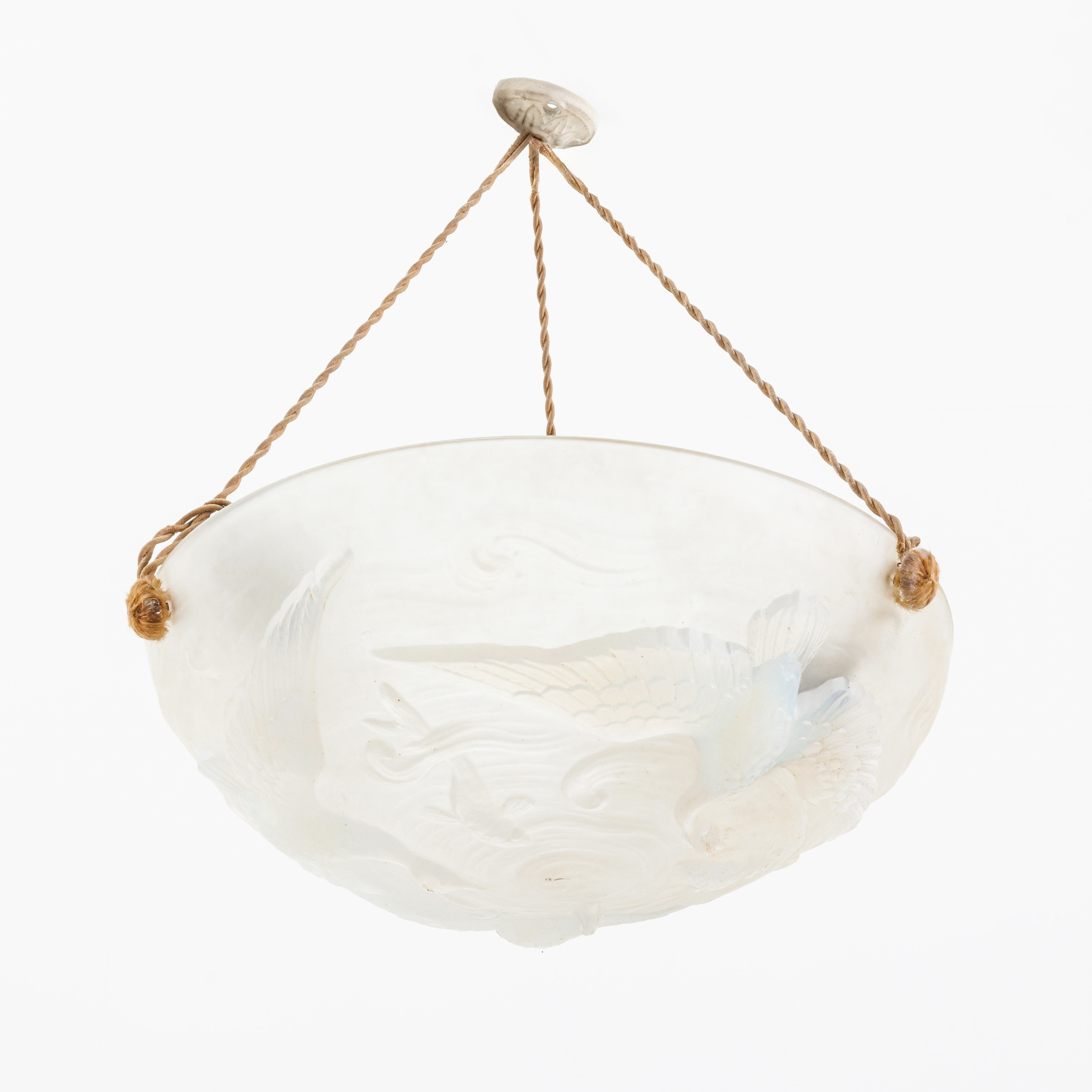 An art deco period three-light ceiling lamp – kavel bij Bernaerts, Antwerp