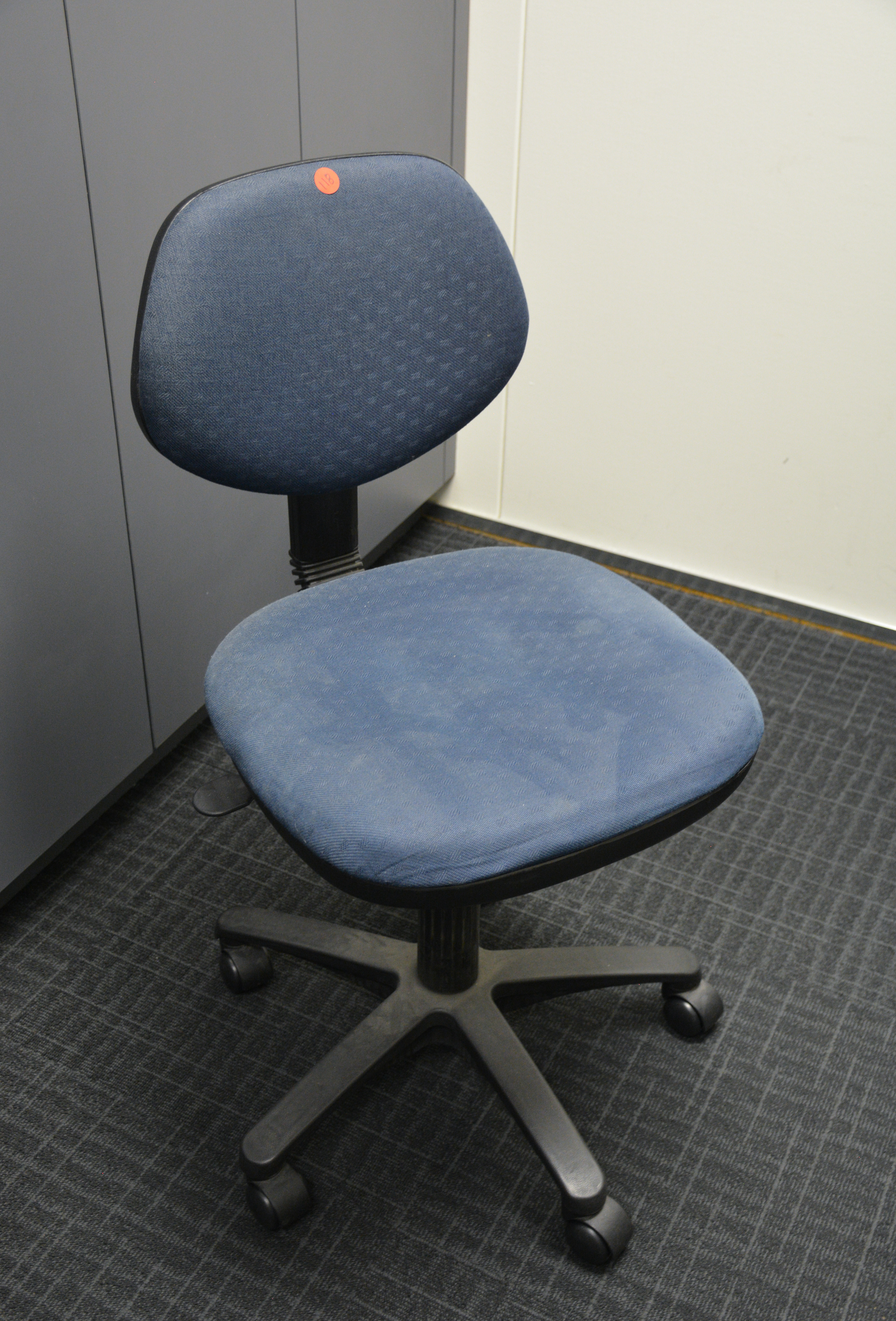 Blue Textile Office Chair — sold at auction in New Zealand for $5