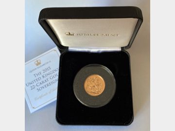 2015 ELIZABETH II (BU) GOLD SOVEREIGN