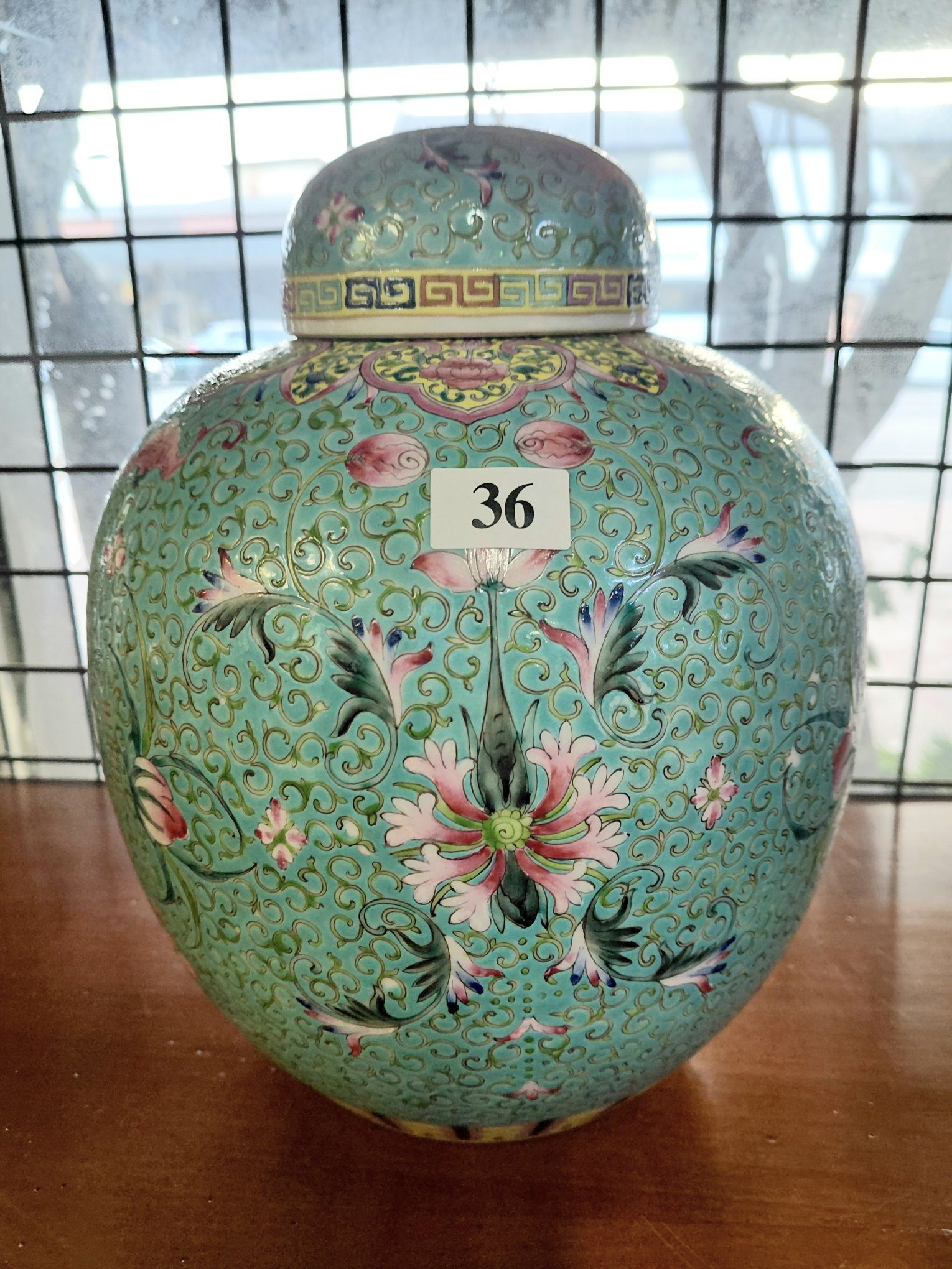 36 · CHINESE GINGER JAR