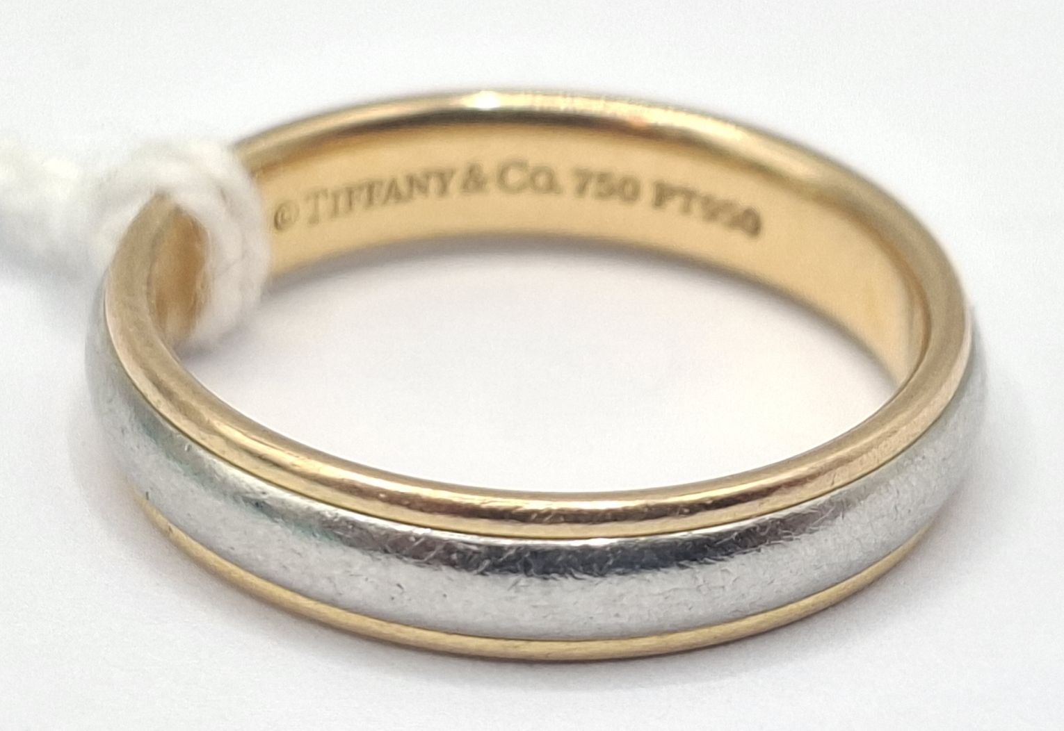 TIFFANY AND CO PLAIN WEDDER