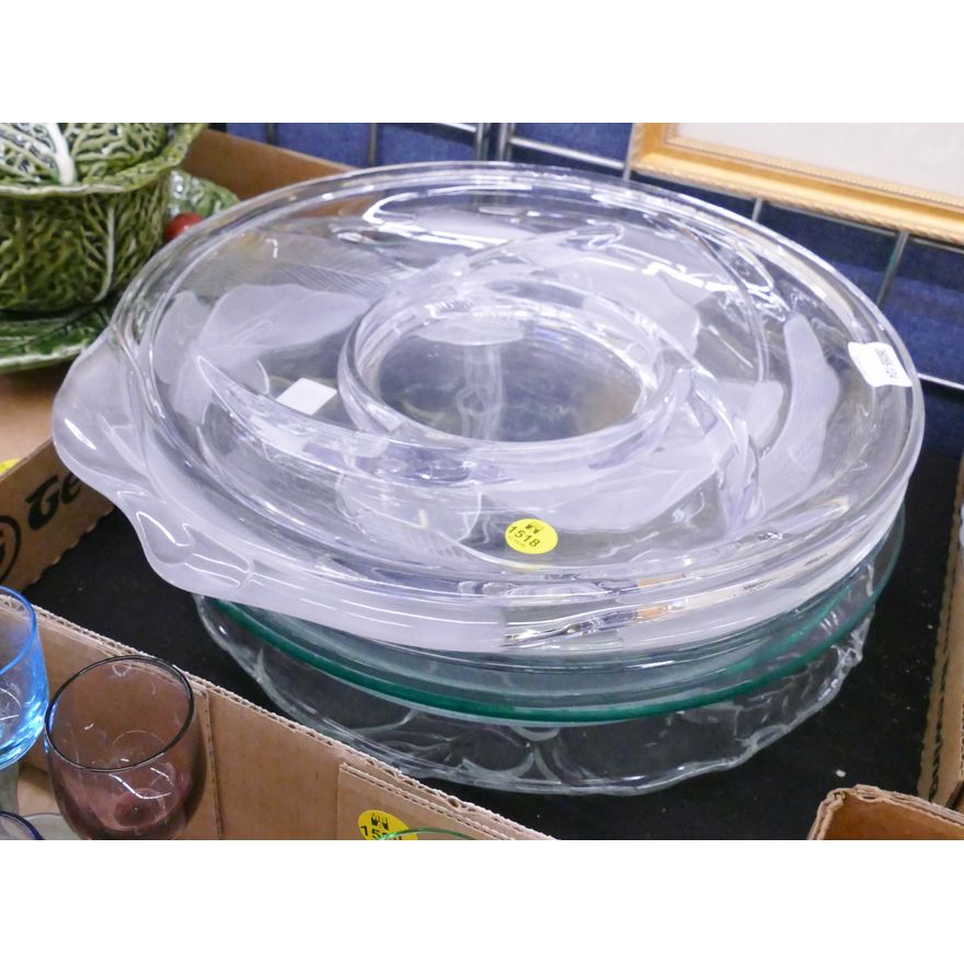 Stack 7pc Glass Serving Trays