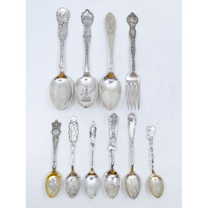 Box Antique Sterling Souvenir Spoons - 152 Grams TW