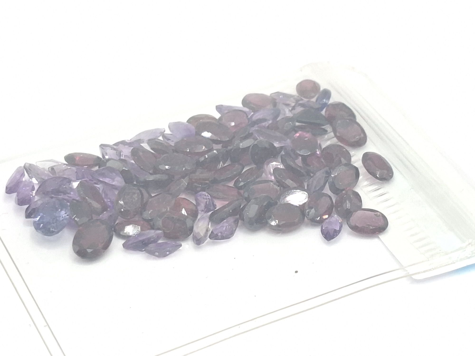 59 · AMETHYST AND GARENT GEMSTONES