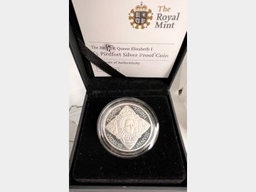 2008 ELIZABETH II '450th ANNI OF ACCESSION OF QUEEN ELIZABETH I' PIEDFORT SILVER PROOF CROWN