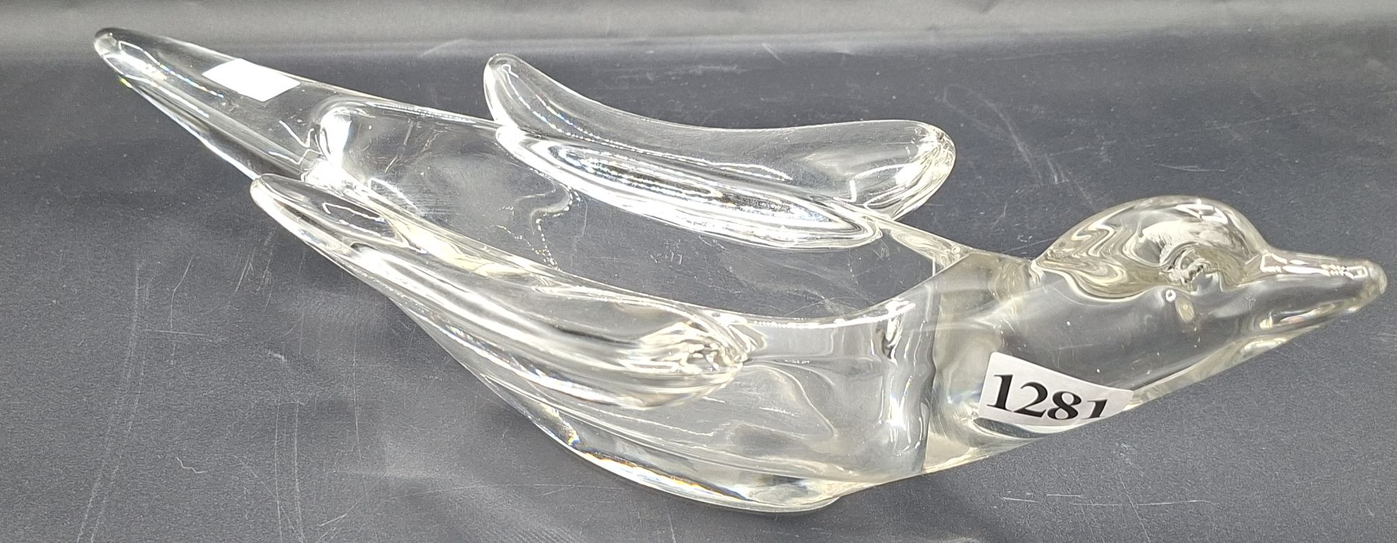 1281 · ART VANNES GLASS BIRD