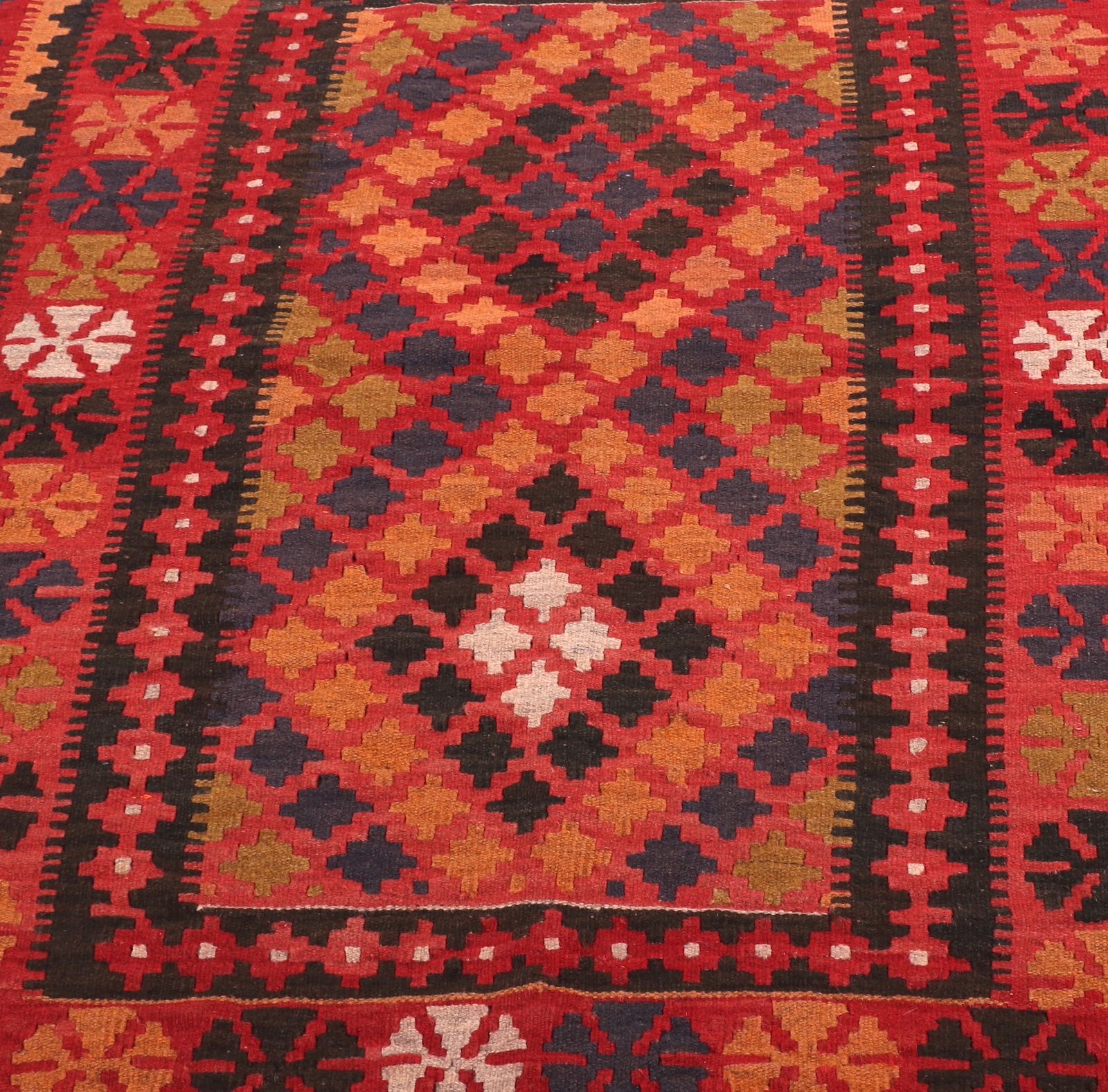 Vintage Kelim rug OldJW Auctioneers