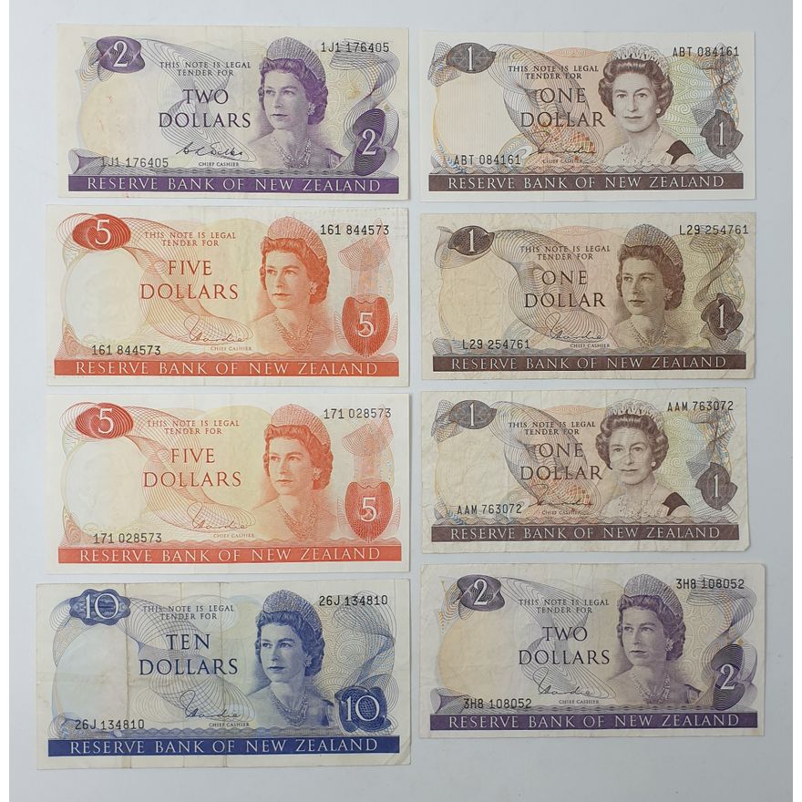 NZ Banknote Collection (x8)