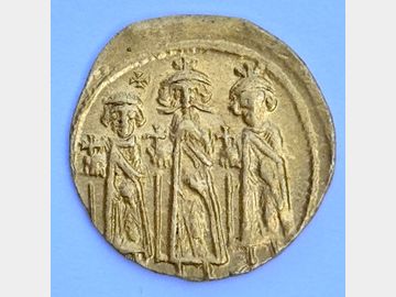 BYZANTINE GOLD SOLIDUS , HERACLIUS AD 637-638