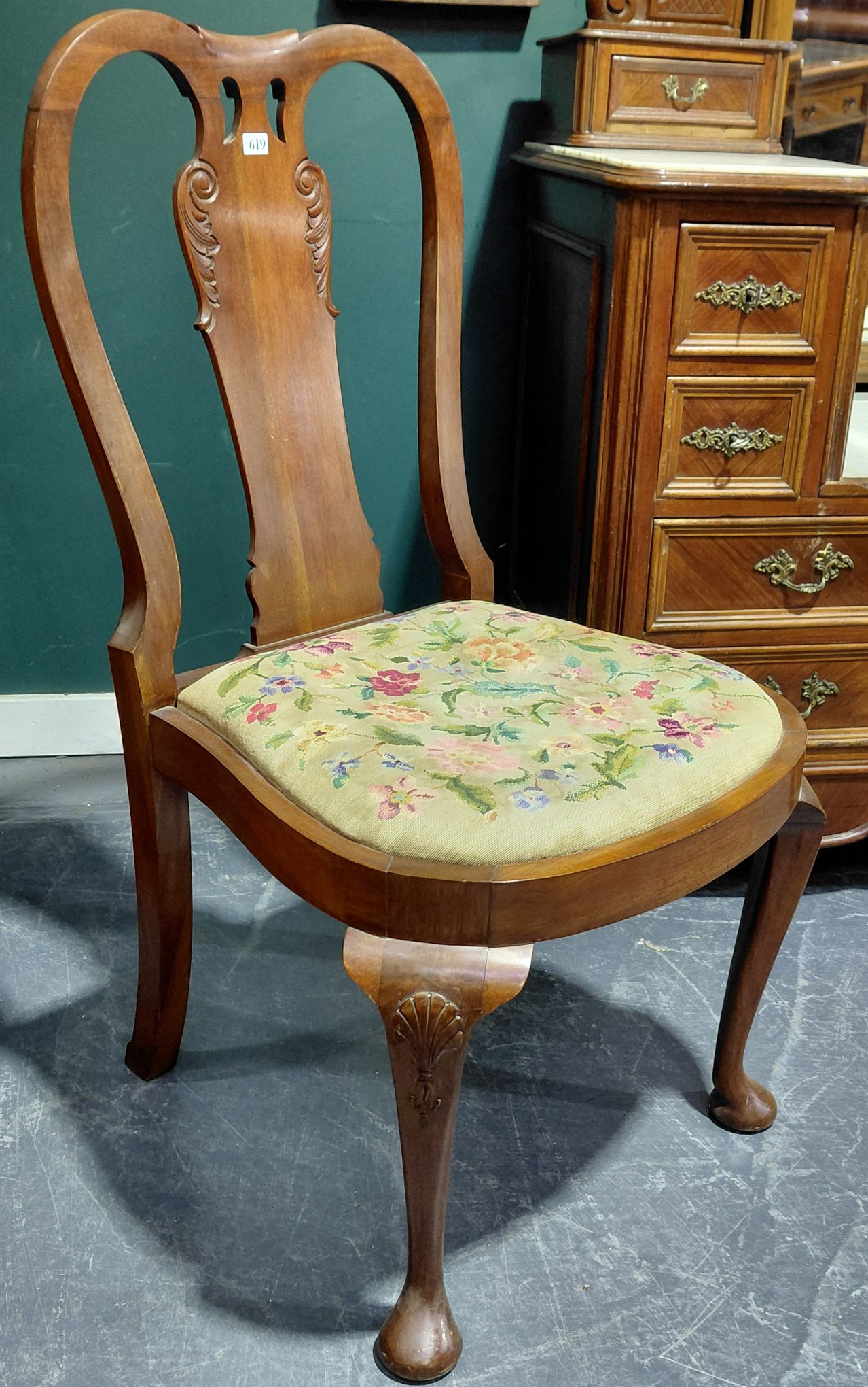 619 · WILLIAM AND MARY STYLE SIDE CHAIR