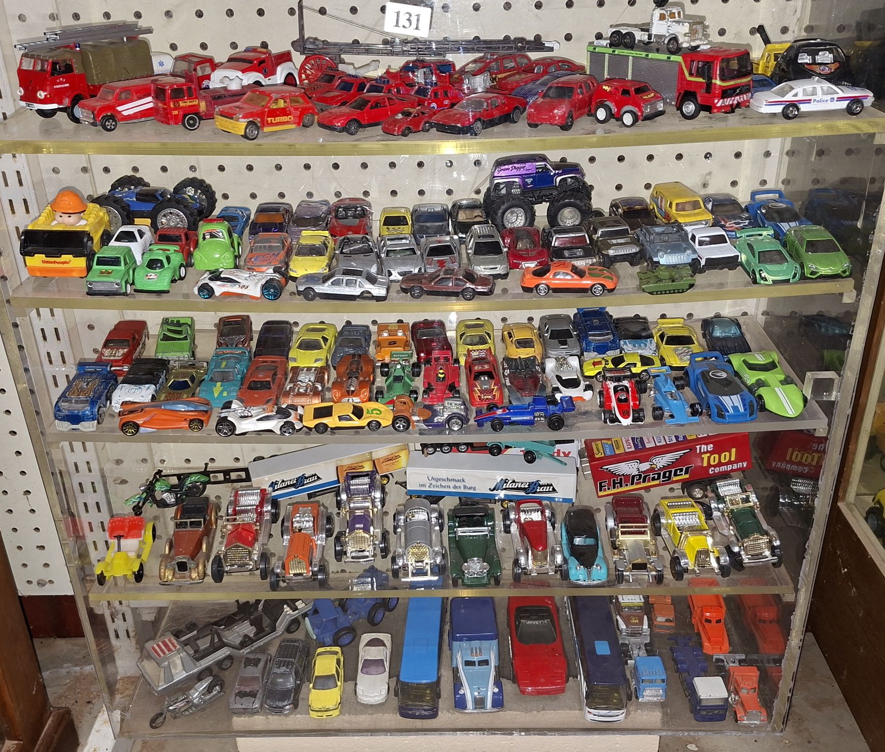131 · DIE CAST VEHICLES