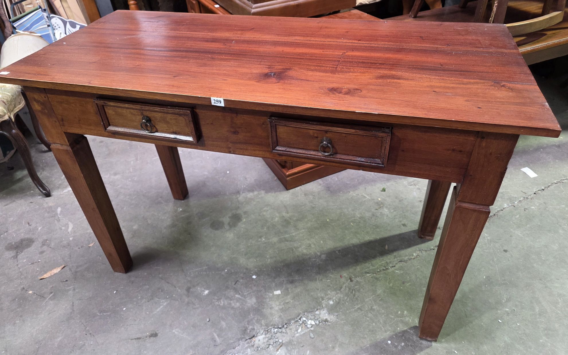 259 · HALLWAY TABLE