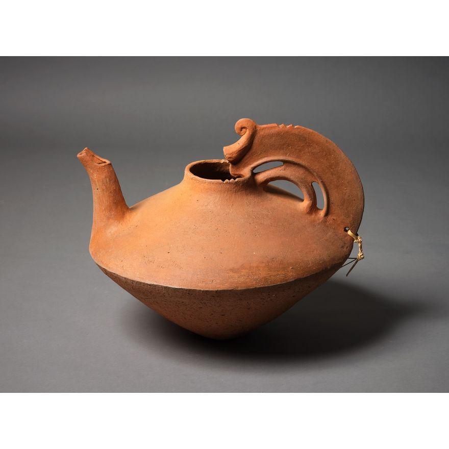 Baye Riddell - Large pouring vessel