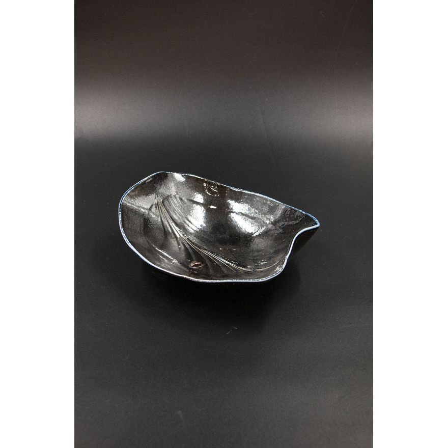 Chris Weaver (attrib.) - Porcelain salt fired shaped bowl