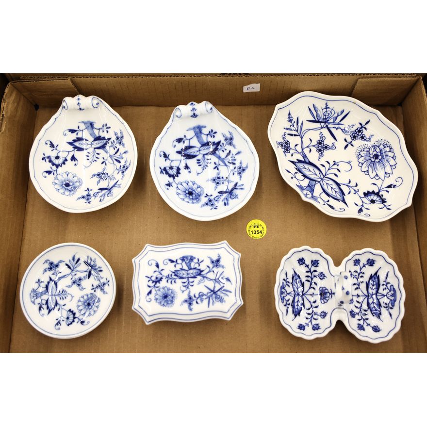 Box 6pc Meissen Blue Onion Small Serving Dishes