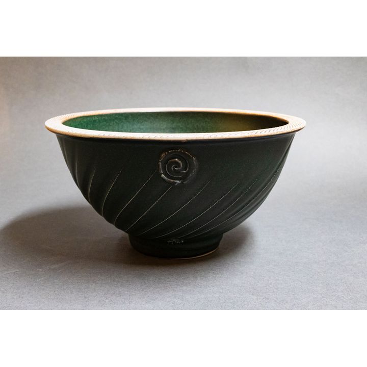 Peter Shearer - Stoneware bowl