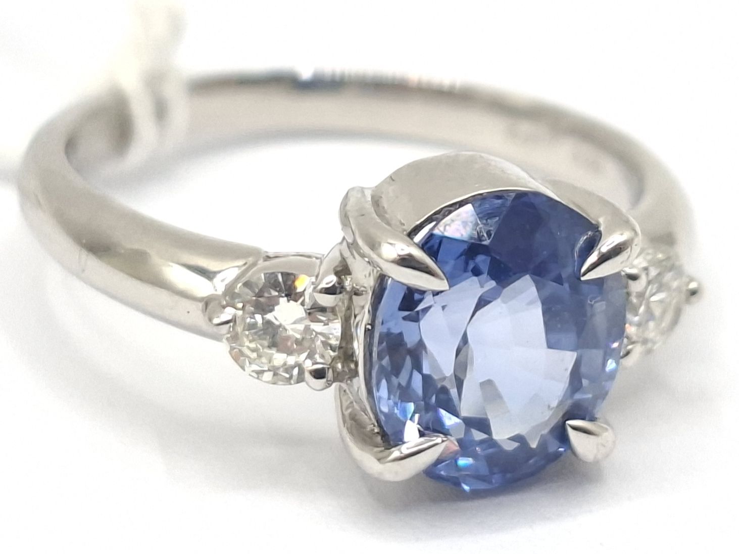 335 · PLATINUM SAPPHIRE AND DIAMOND RING