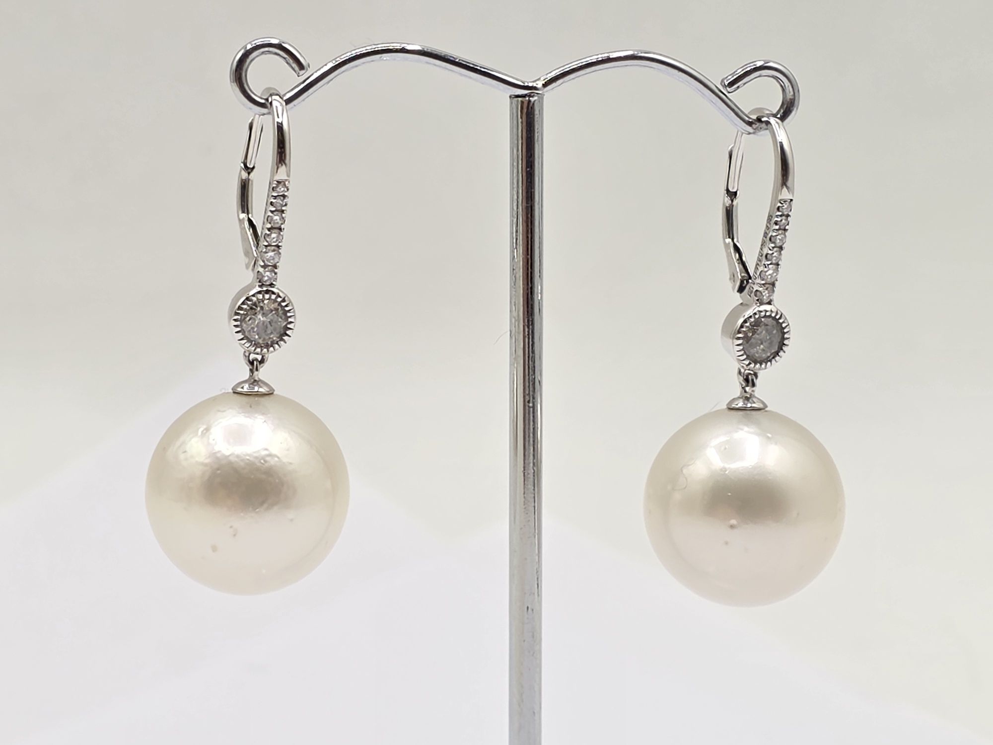14k Gold Pearl Drop Earrings