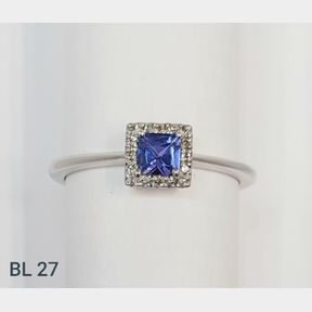 WHITE GOLD HALO RING WITH SQUARE TANZANITE CENTER AND 16 DIAMONDS AROUND