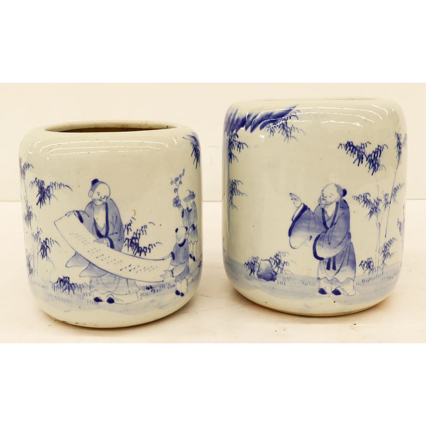 2pc Japanese Arita Porcelain Platters- 8-9''