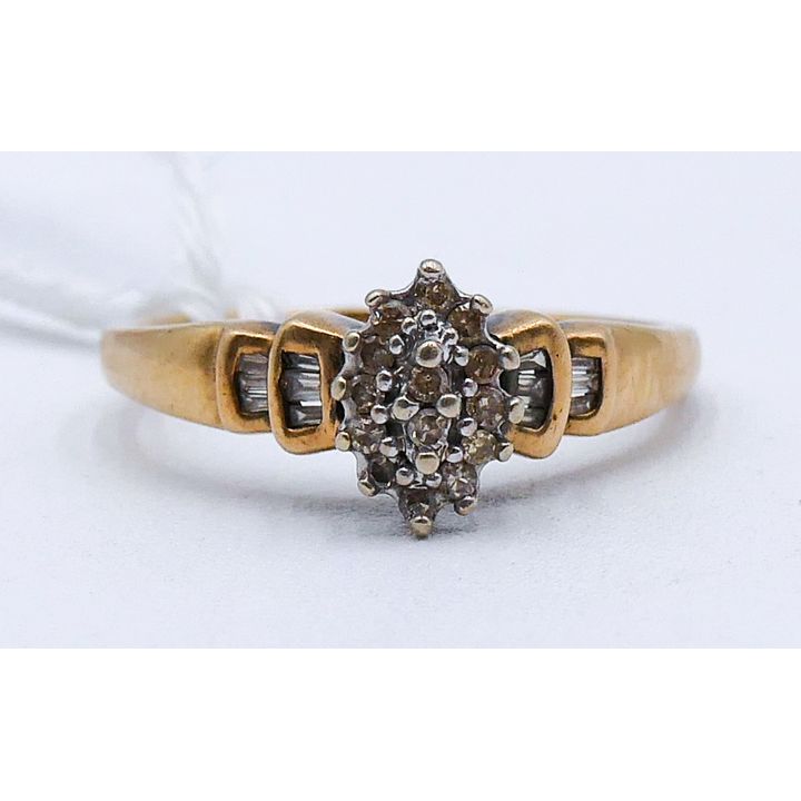 Ladies 10k Diamond Marquise Cluster Ring Size 7 - 2.3 Grams