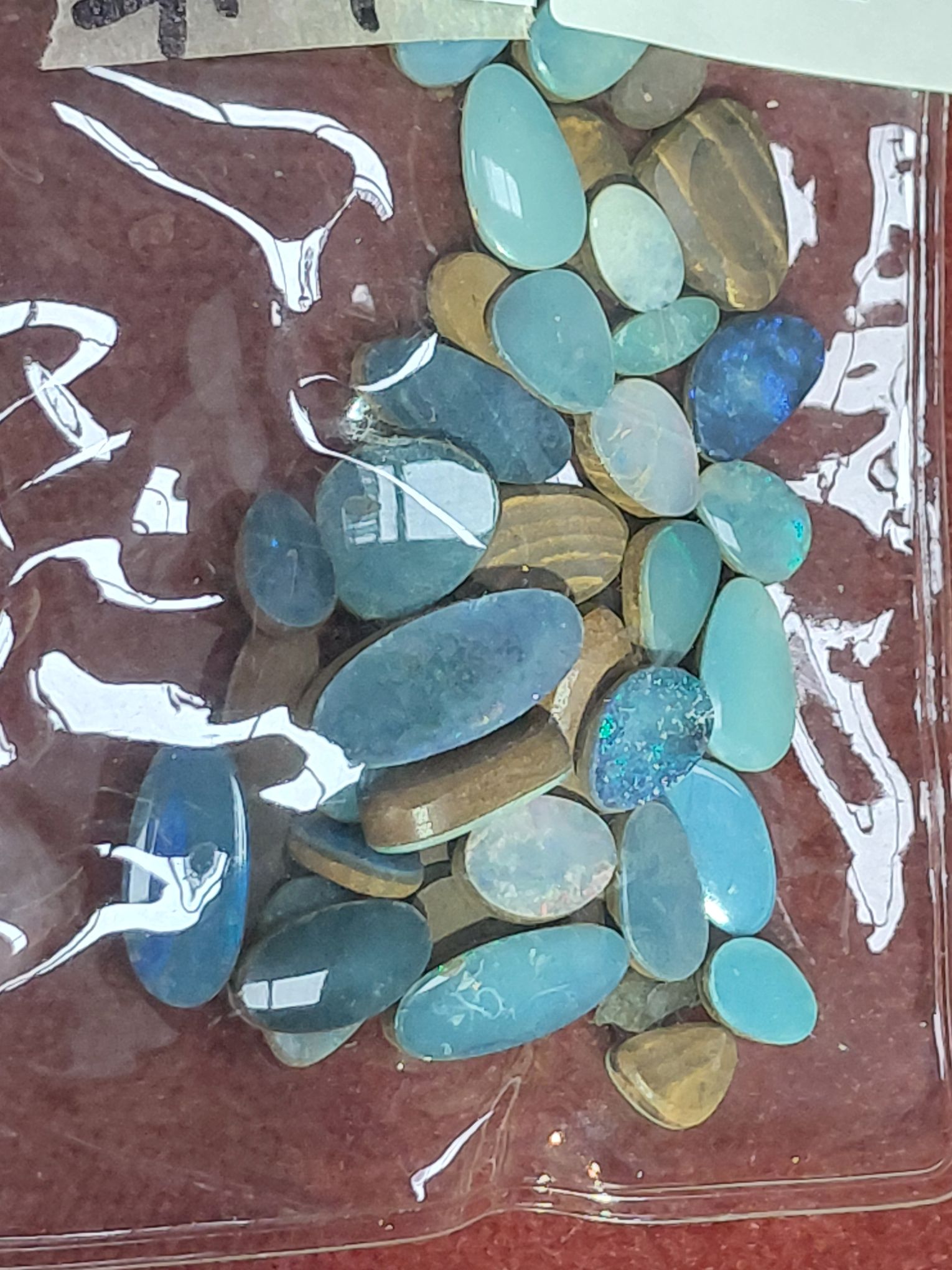 34 · OPAL DOUBLET GEMSTONES