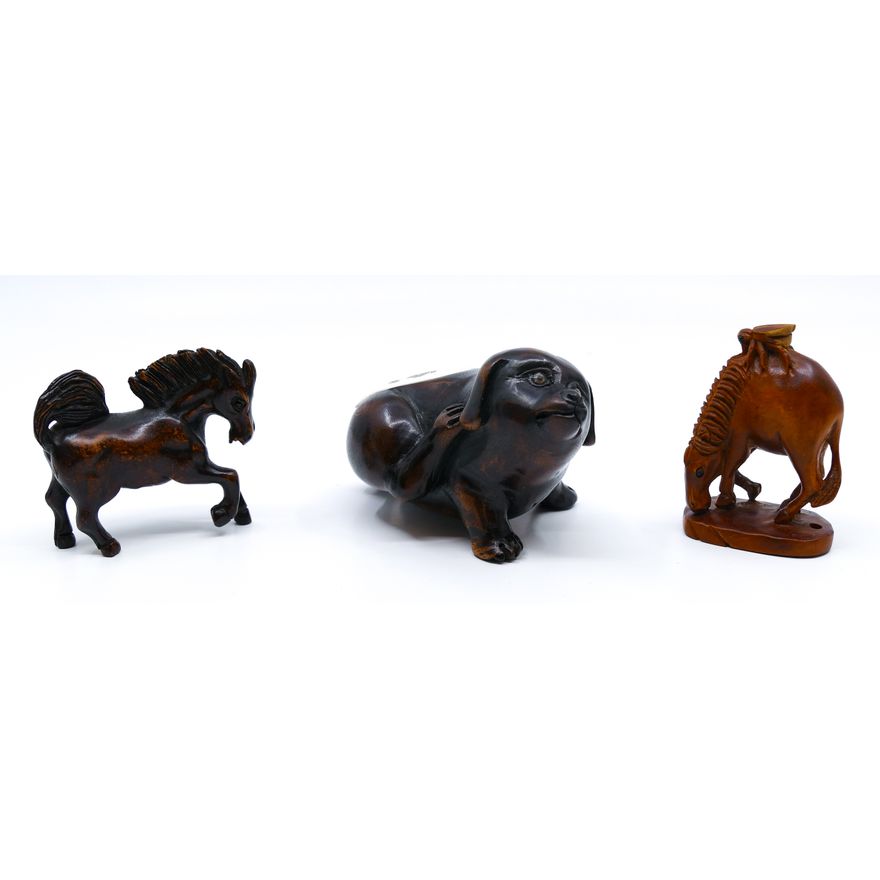 Box Japanese Boxwood Netsuke etc.