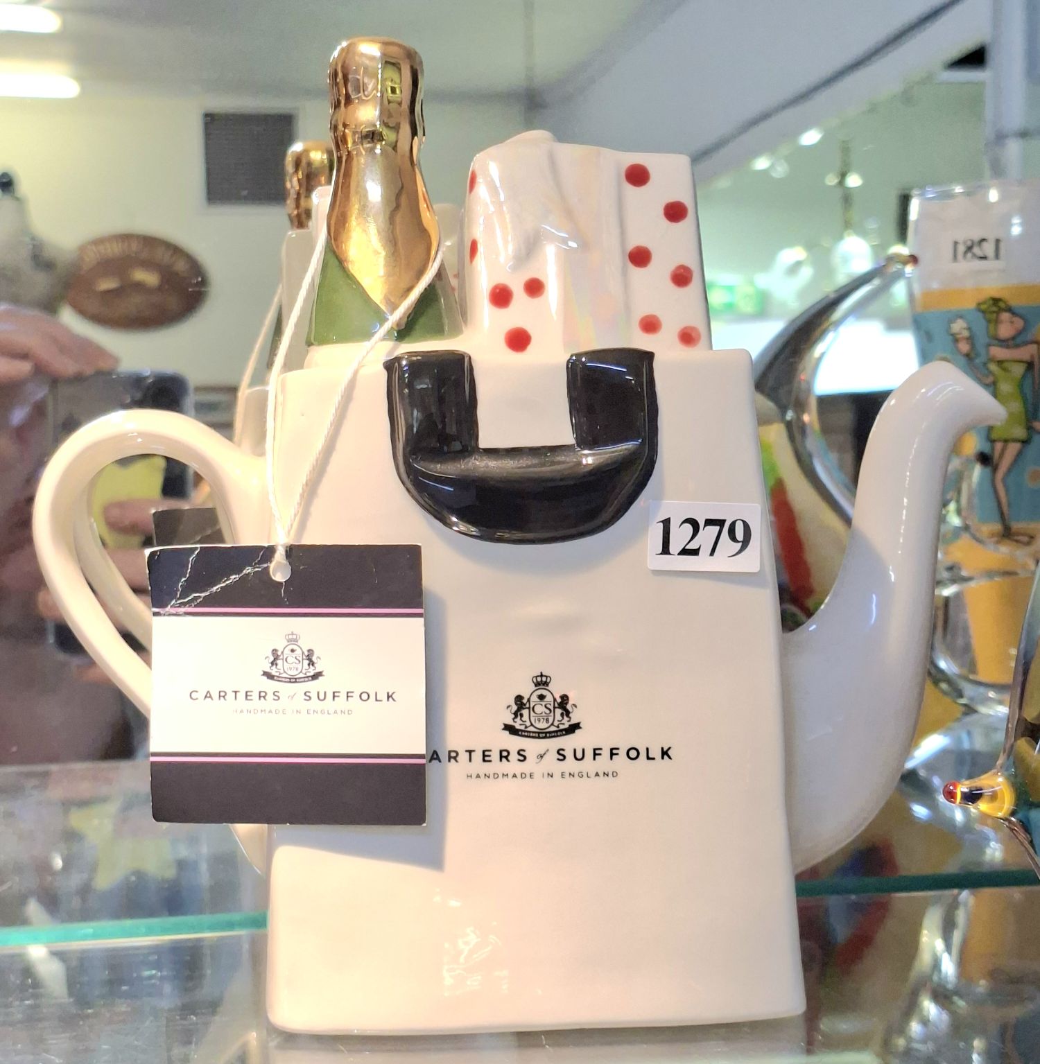 1279 · CARTERS SUFFOLK TEAPOT