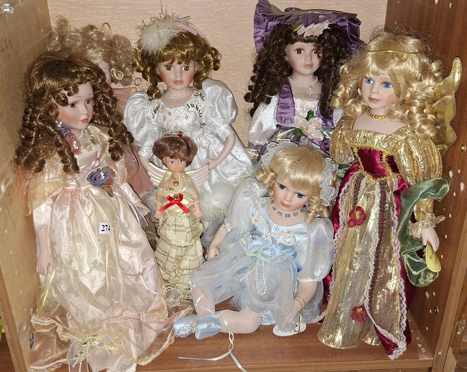 274 · ASSORTED DOLLS