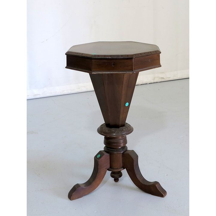 WALNUT WORK TABLE