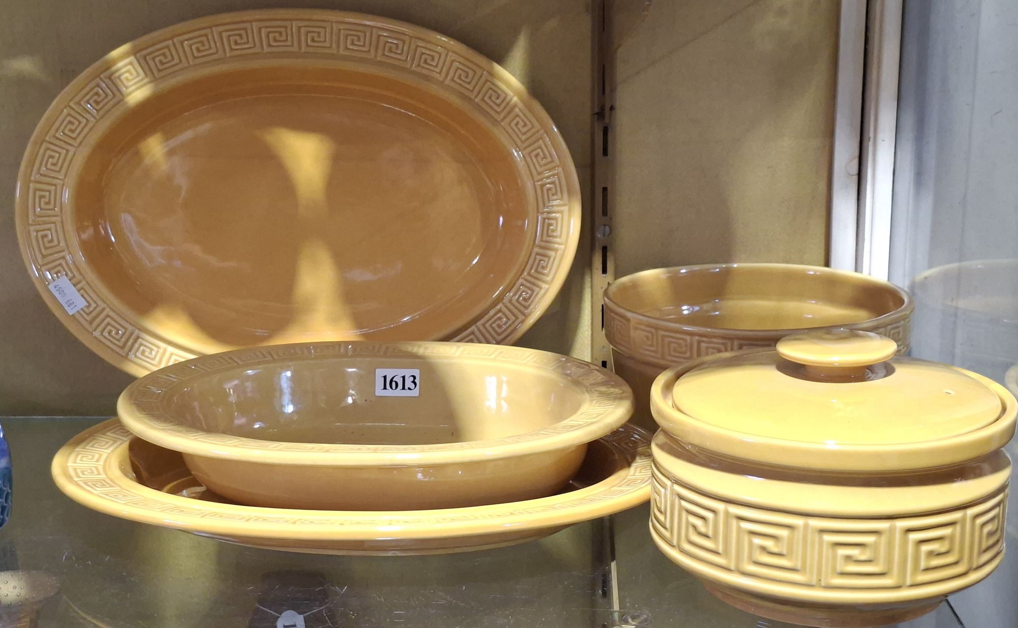 DOULTON GREEK KEY