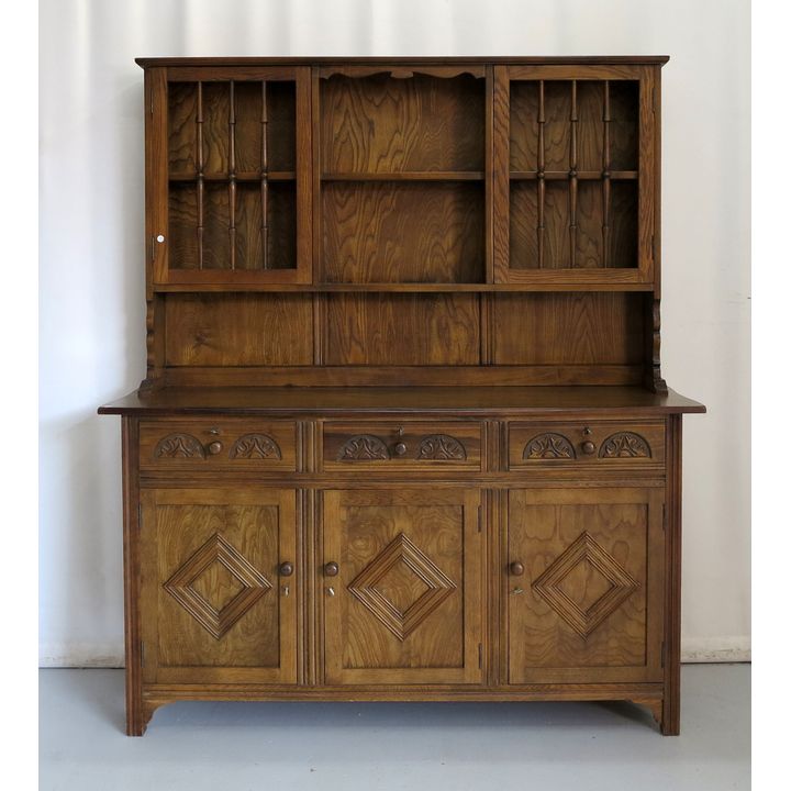 OAK DRESSER