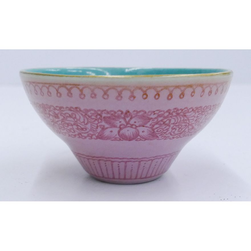 Chinese Qianlong Famille Rose Wine Cup