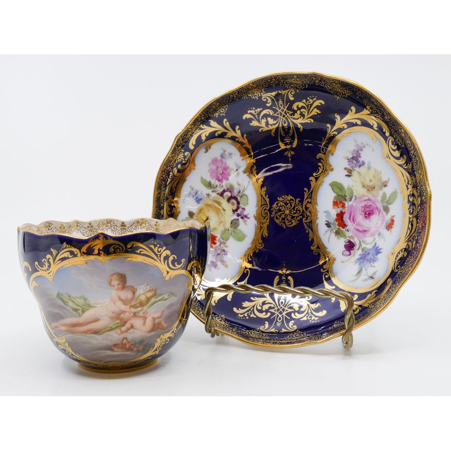 Meissen 'Bachus u. Venus, Boucher' (Bachus and Venus, after Francois Boucher) Handpainted Cobalt Porcelain Teacup & Saucer