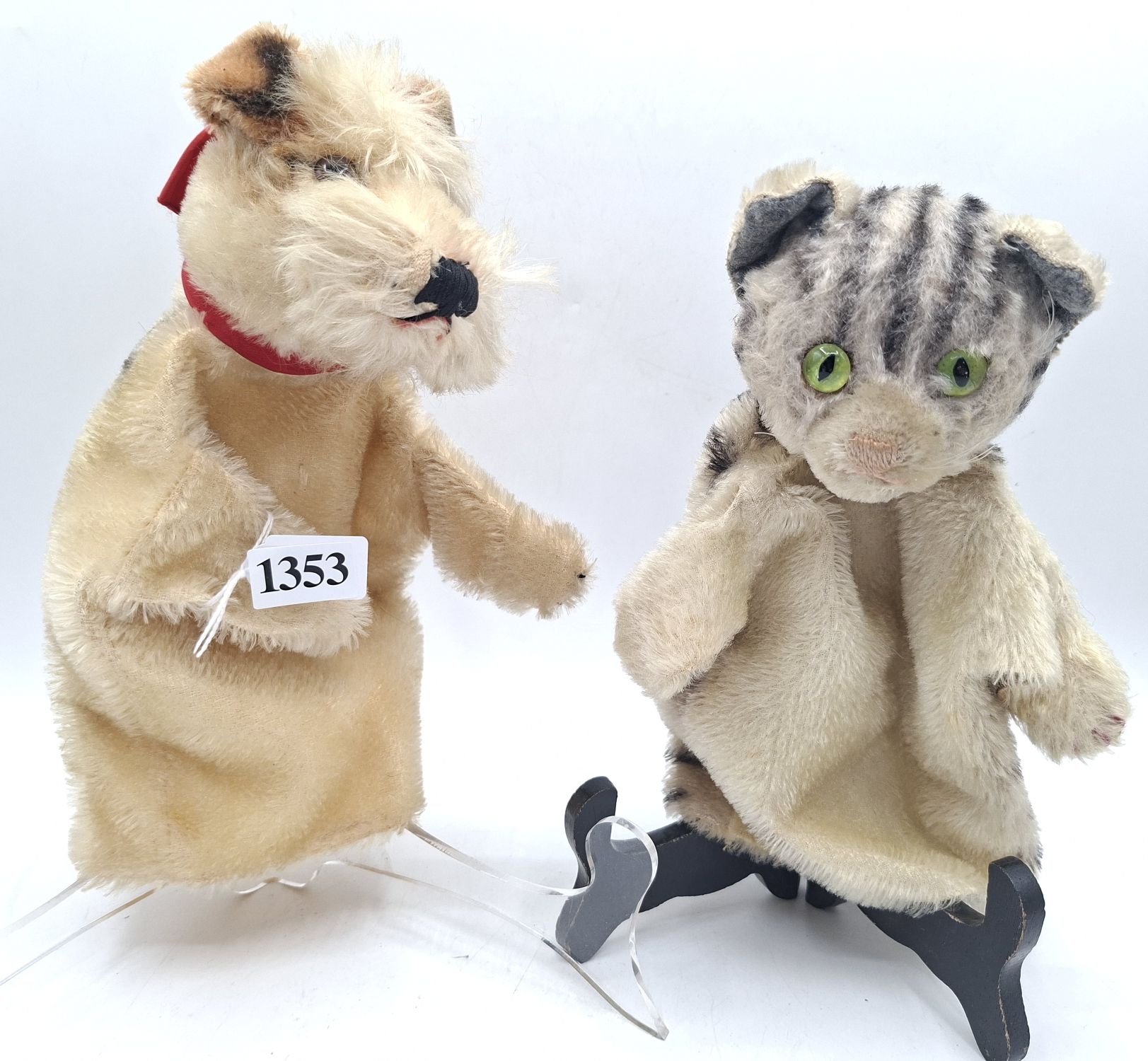 1353 · STEIFF DOG AND CAT PUPPETS