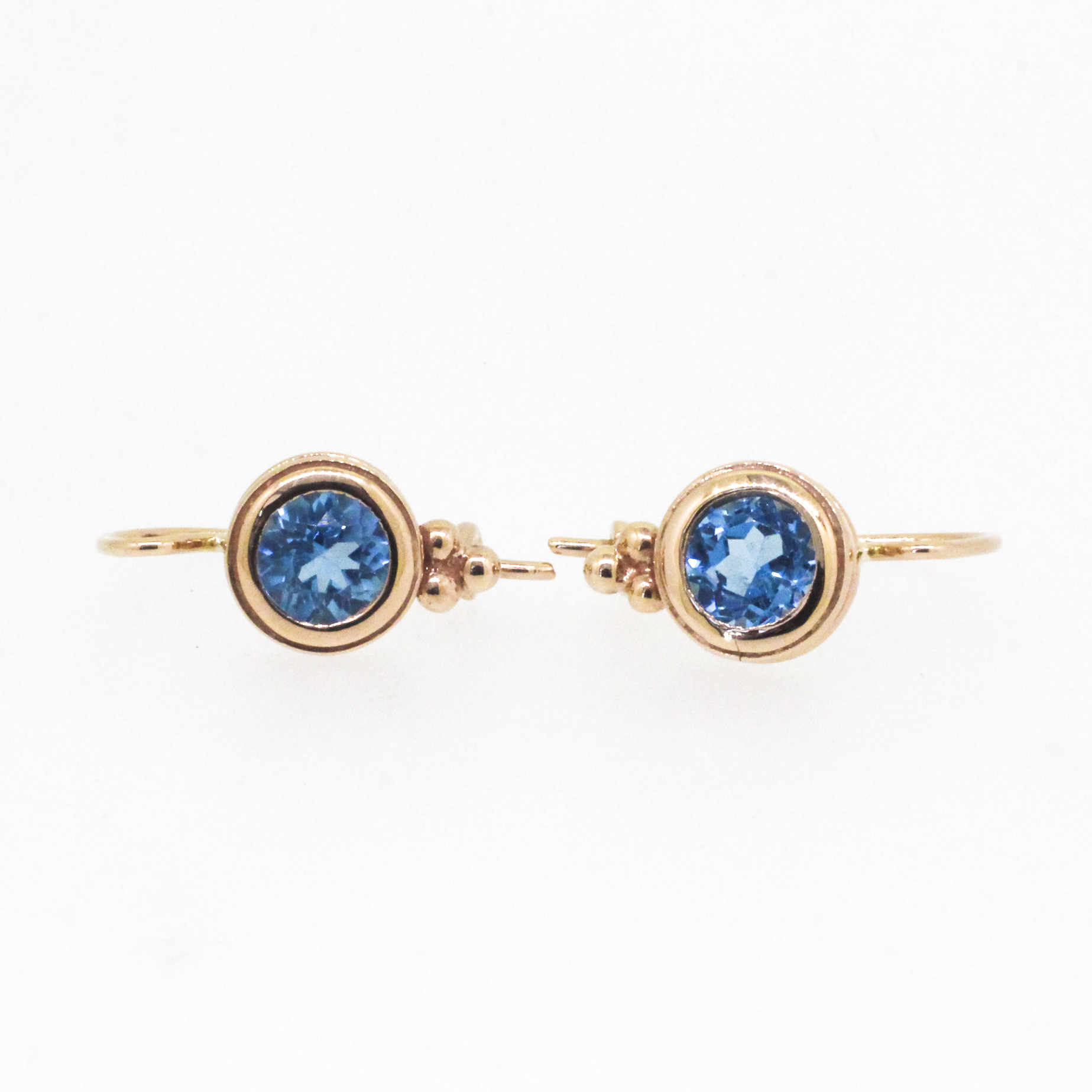 277. · Topaz Earrings 3.54g